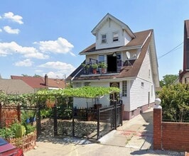 Building Photo - 161-44 86th Ave