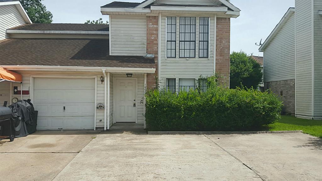 Primary Photo - 10033 Spring Place Dr