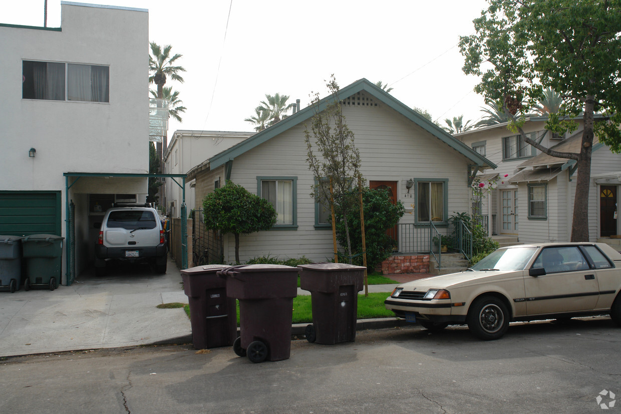Building Photo - 409-413 E Lomita Ave
