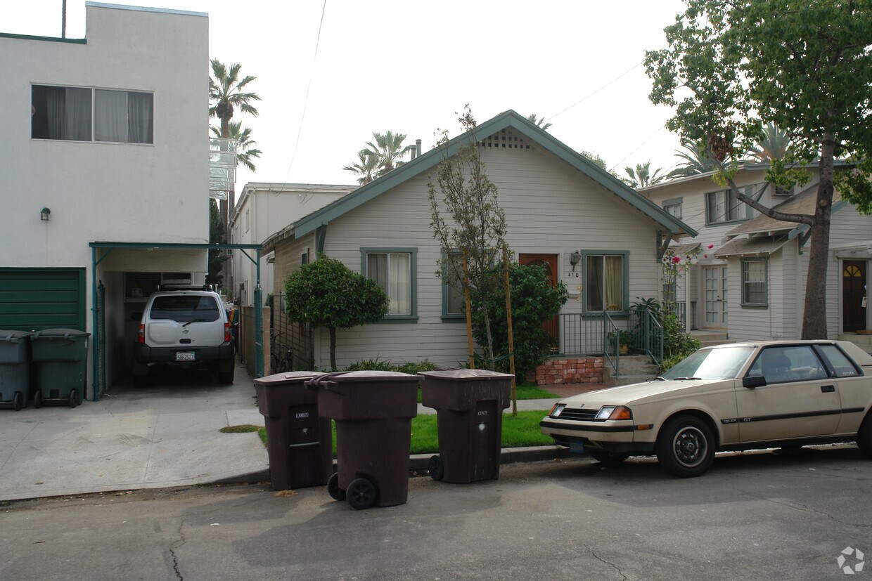 Foto del edificio - 409-413 E Lomita Ave