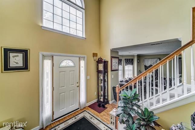 Building Photo - 5 br, 3 bath House - 302 Daytona Drive