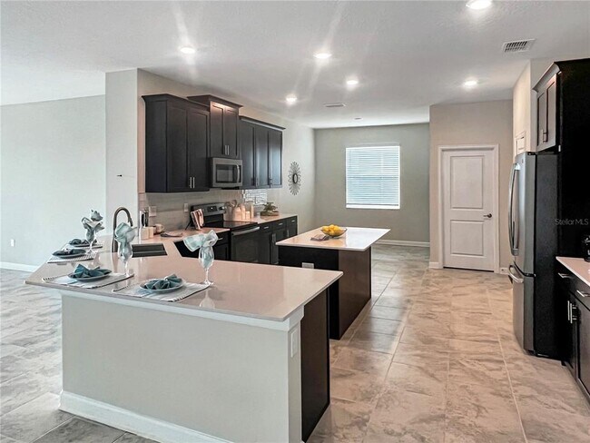 Foto del edificio - 2155 Camden Loop