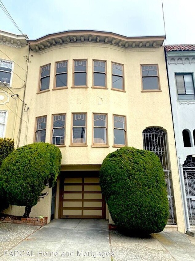 Primary Photo - 2 br, 1 bath House - 2340 18th Avenue