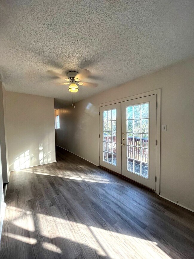 Foto del edificio - 16806 Ledgestone Dr