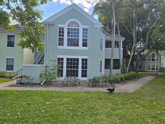 Building Photo - 1215 Crystal Way