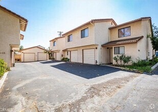 Building Photo - 10710 El Camino Real