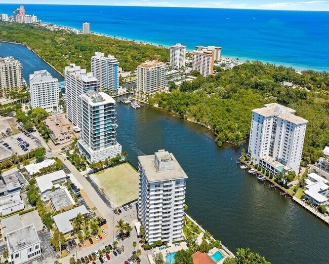 Building Photo - 888 Intracoastal Dr
