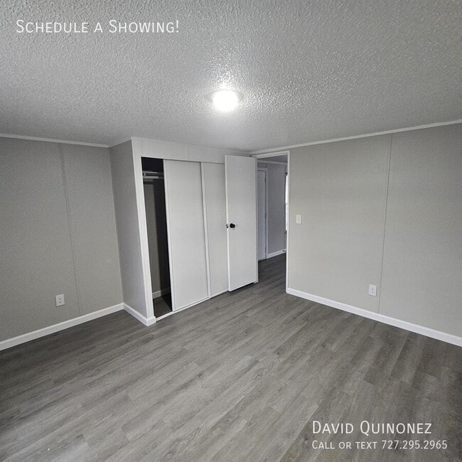 Building Photo - 2737 W Washington Center Rd