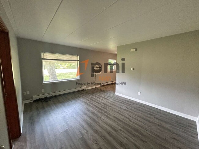 Building Photo - Modern 1 Bedroom Apartment in the Heart of...