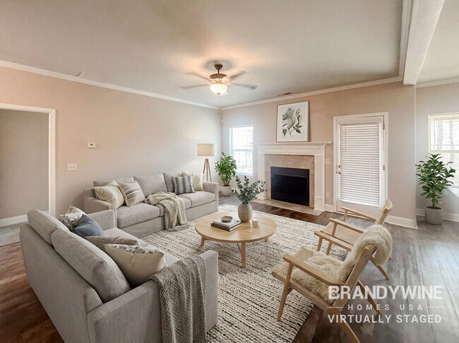 Foto del edificio - 240 Cecil Way