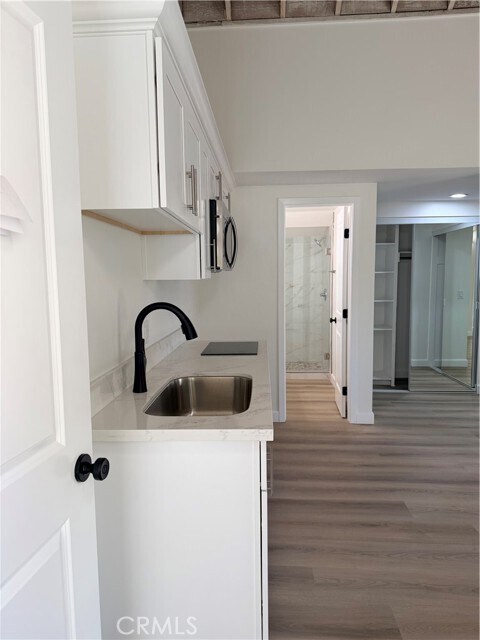 Foto del edificio - 23551 Ave La Caza