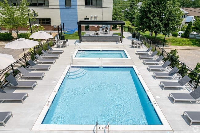 Pool - The Stretch Apartments