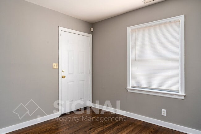 Building Photo - 1429 Warrior Rd
