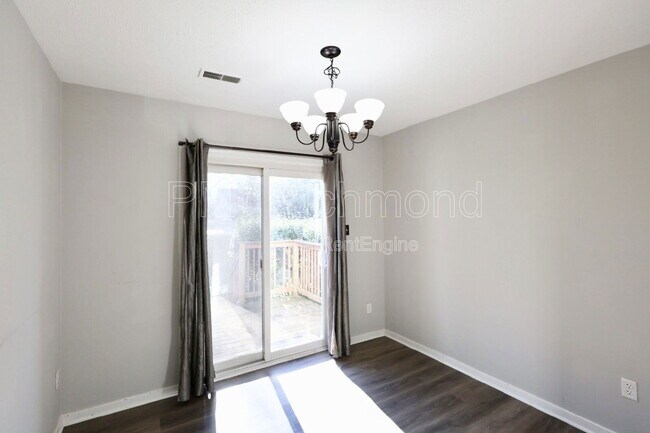 Foto del edificio - 1507 Lakeview Ave