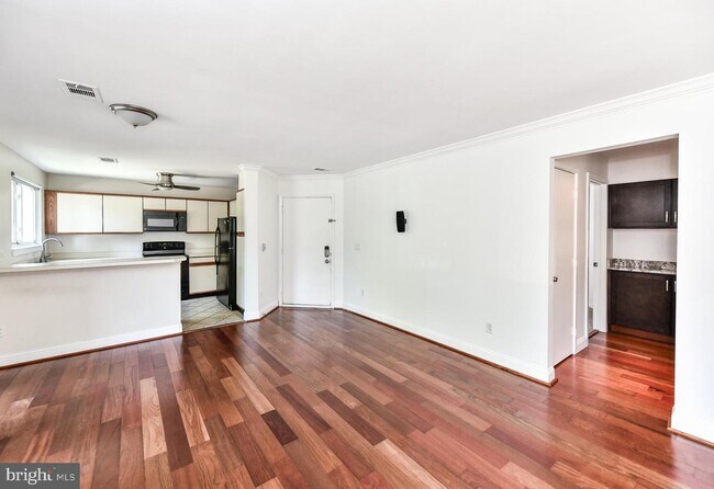 Building Photo - 11729 Summerchase Cir