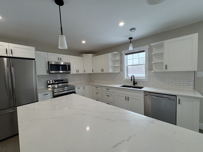 Photo du bâtiment - 8 Hobble Ln