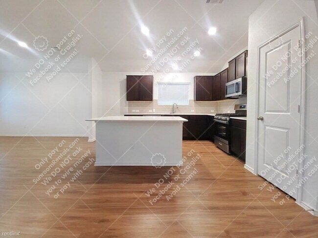 Building Photo - 4 br, 2 bath House - 322 Arnage Dr