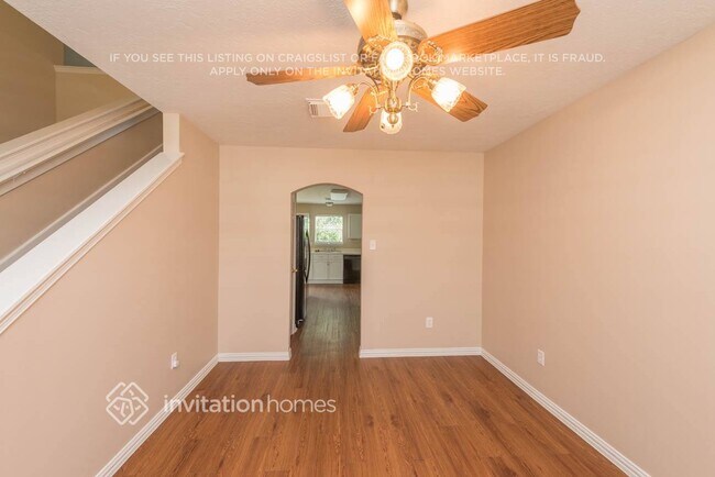 Foto del edificio - 6427 Founding Dr