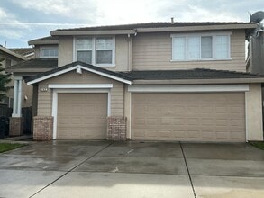 Building Photo - 742 Boulder Ave