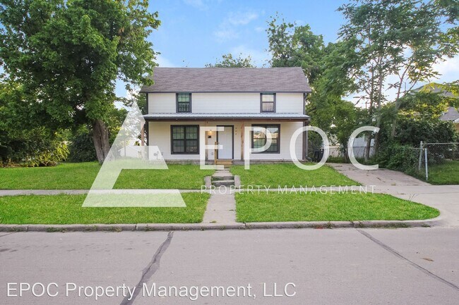 Building Photo - 3 br, 2.5 bath House - 424 S Troost Ave