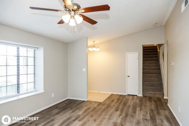 Building Photo - 6462 Goldmine Dr, Las Vegas, NV 89156