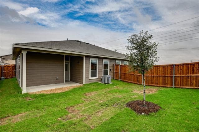 Building Photo - 748 Wheatfield Dr