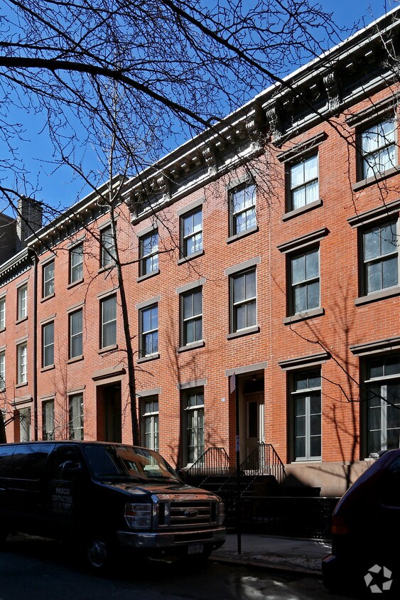 Foto del edificio - 23 Perry St