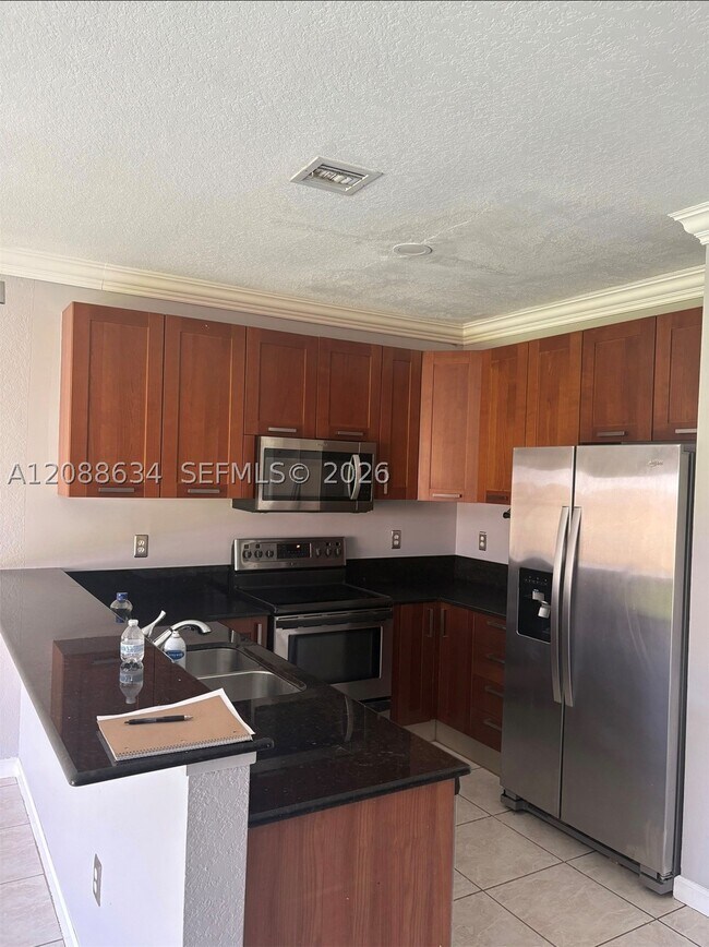 Foto del edificio - 704 SW 4th Ave