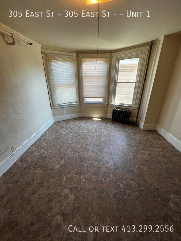Foto del edificio - Private Room for Rent in the Heart of Ludl...