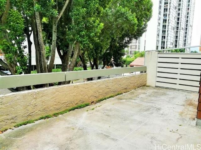 Building Photo - 333 Aoloa St