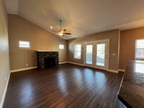 Building Photo - 8819 Kail Dr