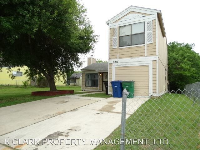 Foto del edificio - 9254 Old Sky Hbr