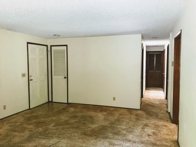 Foto del edificio - 2 br, 1.5 bath House - 4019 Dillard Rd