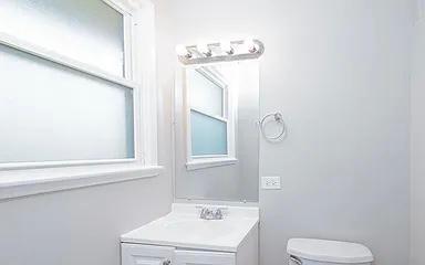 Foto del edificio - 3312 Maple Ln