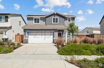 Building Photo - 437 Manhattan Dr