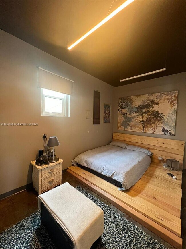 Foto del edificio - 1330 NW 54th St