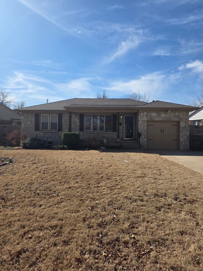 Building Photo - 3832 NW 17th St