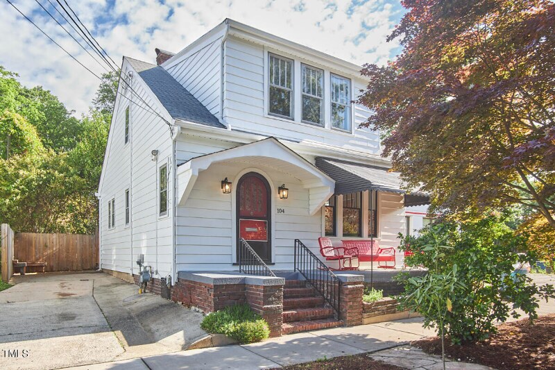 Foto principal - 104 W Trinity Ave