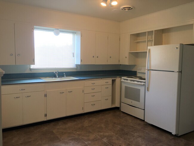 Bright kitchen with lots of cabinet space! - 115 N Main St