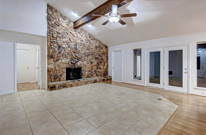 Foto principal - 84 Woodhaven Wood Dr