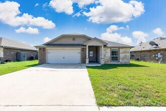 Building Photo - 6302 Castle Gap Dr