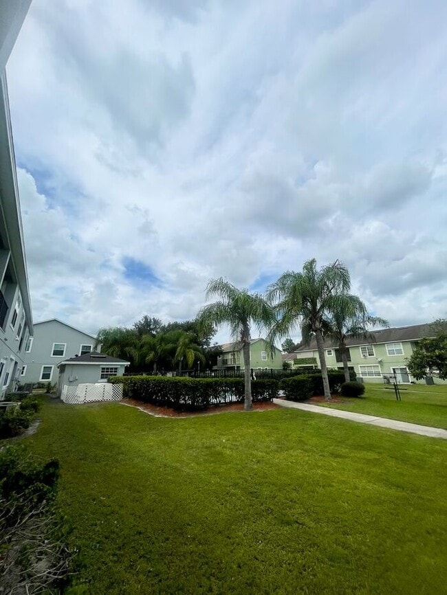 Photo - Beautifully Updated 3-Bedroom Townhouse in Kissimmee – Gated Community with Pool