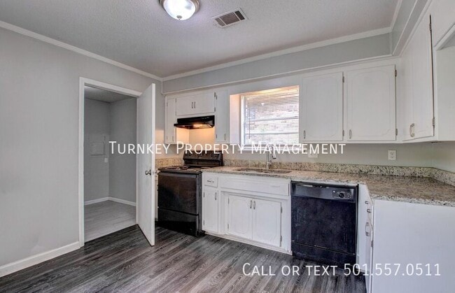 Building Photo - 5306 McClellan Dr