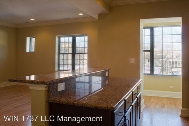 Foto del edificio - 963 E 61st St