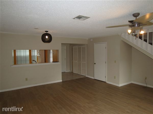 Foto del edificio - 956 Tillery Way