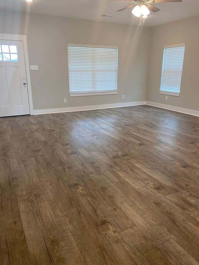 Foto del edificio - 3 Bedroom, 2 Bath Home in Valley View - PR...