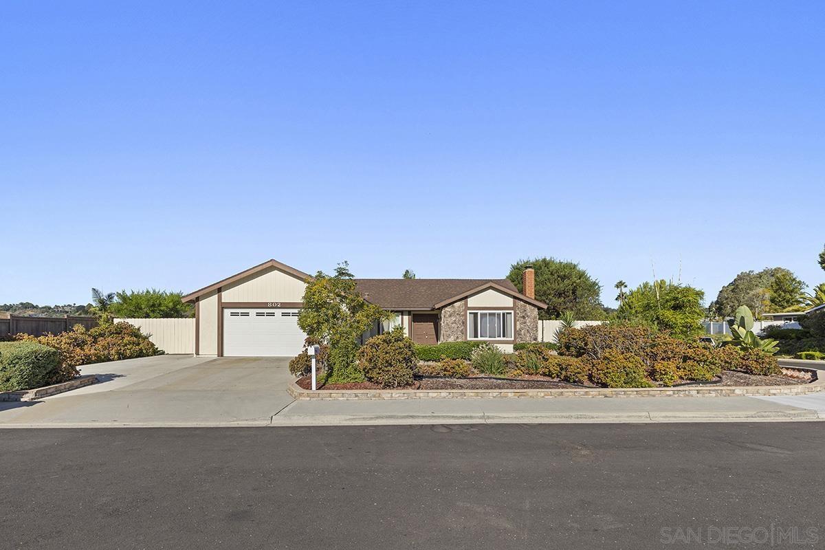 Primary Photo - 802 Appleridge Dr