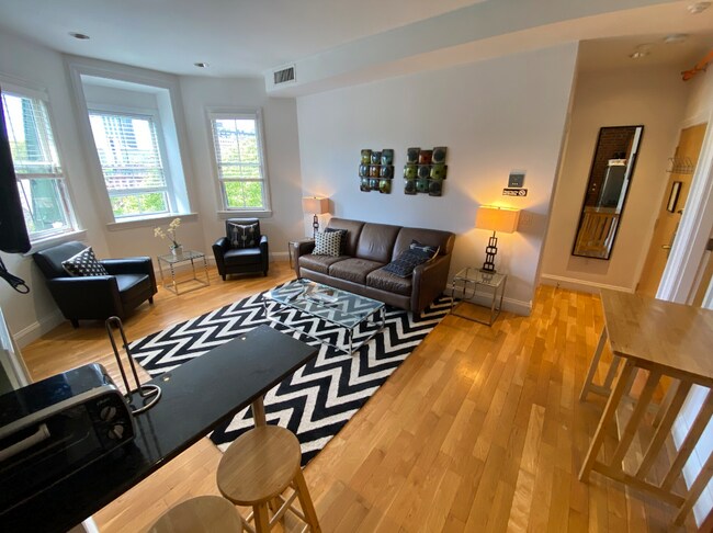 Foto del edificio - 480 Commonwealth Ave