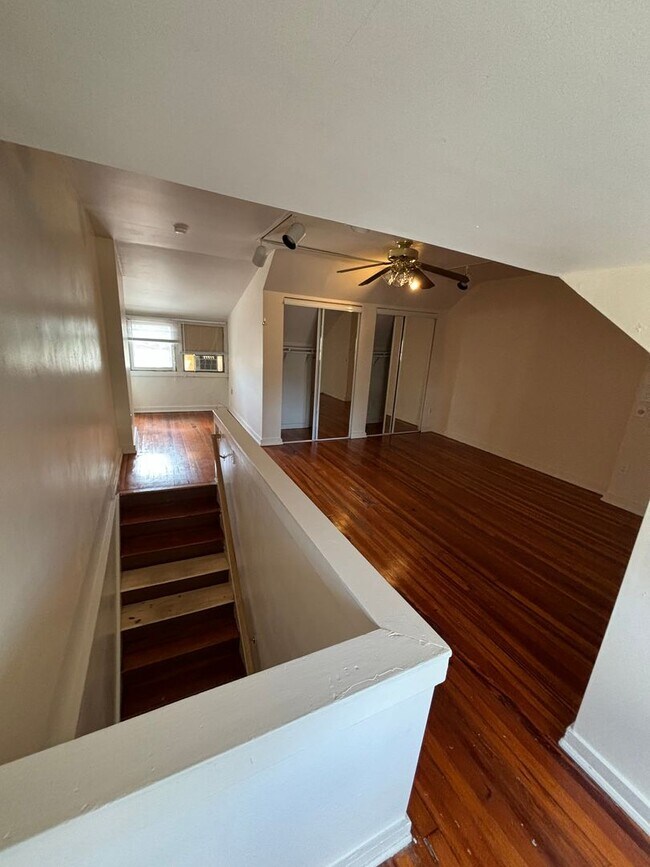 Foto del edificio - 289-295-295 E 18th Ave