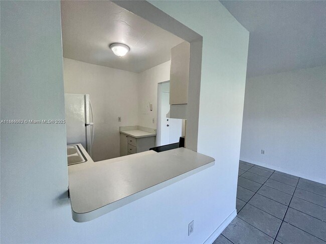 Foto del edificio - 10389 N Kendall Dr